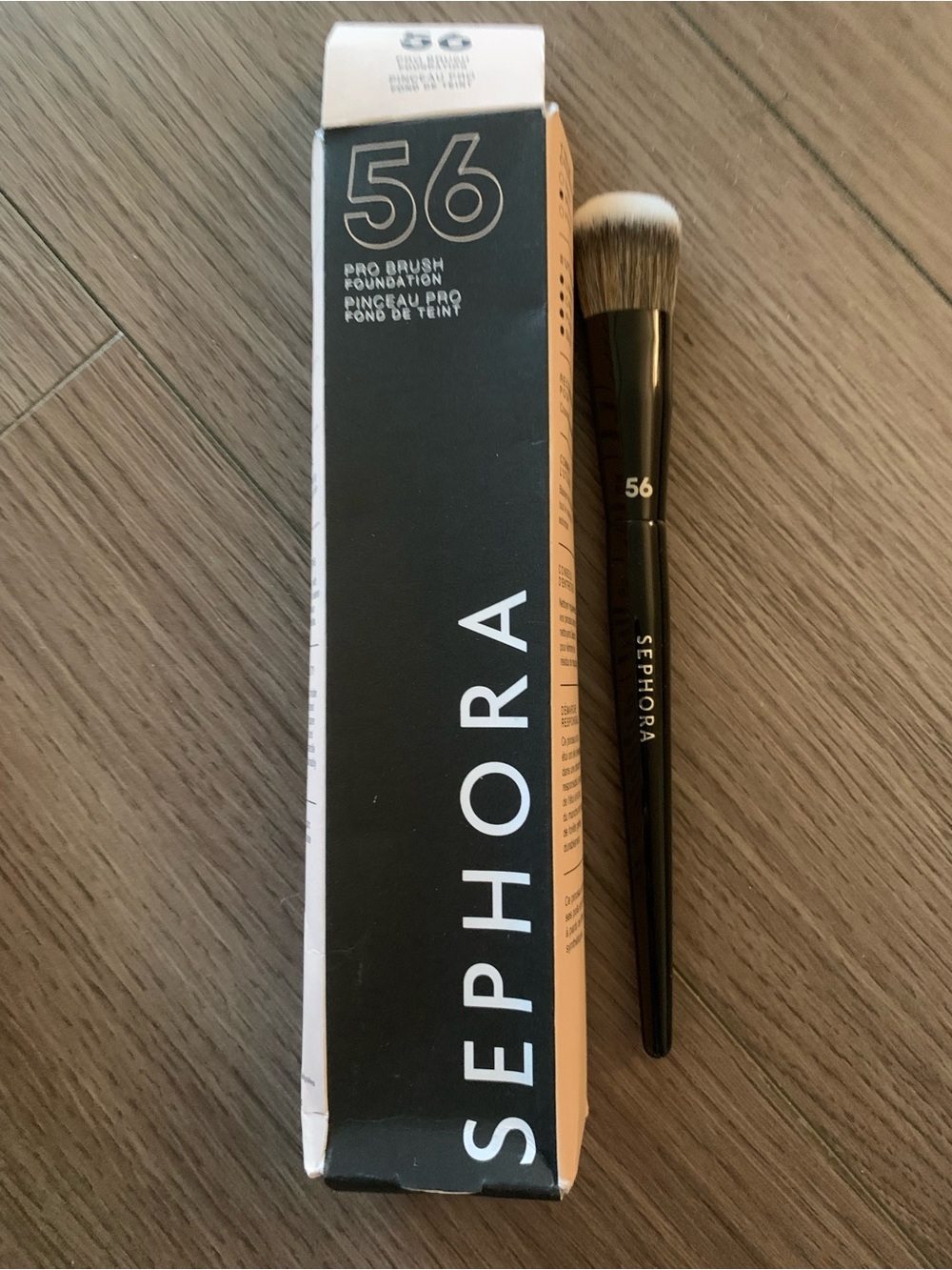 Sephora Pro Brush 56 Foundation - Black & White Bristles